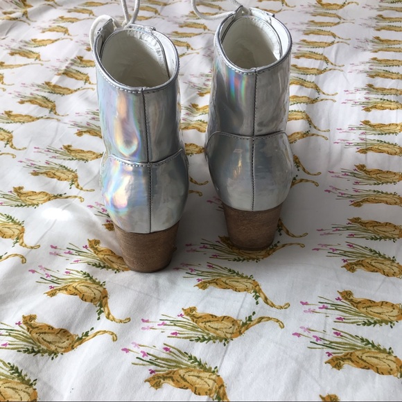 SOLD - Picture 4 of 8